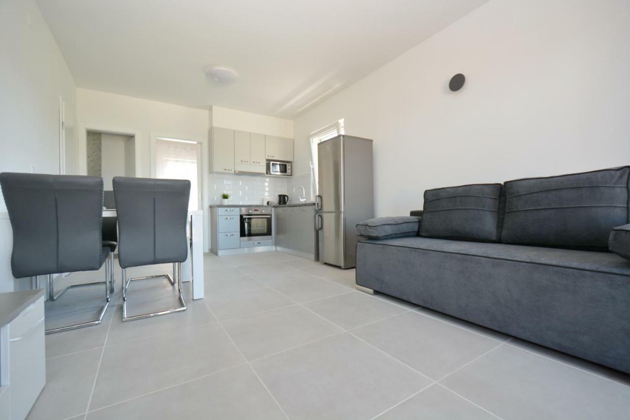 Apartments Piazza Nin Extérieur photo